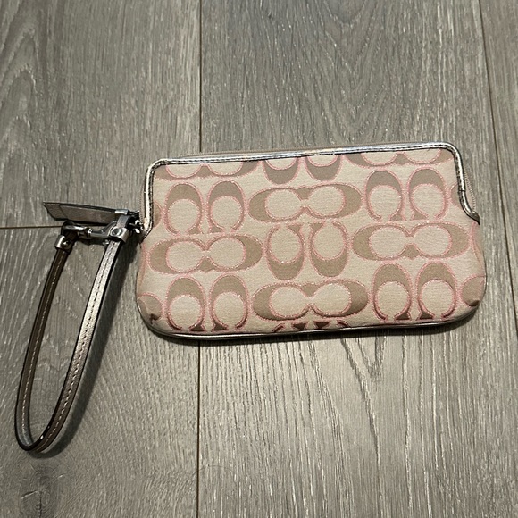 Coach Wristlet - Picture 2 of 6